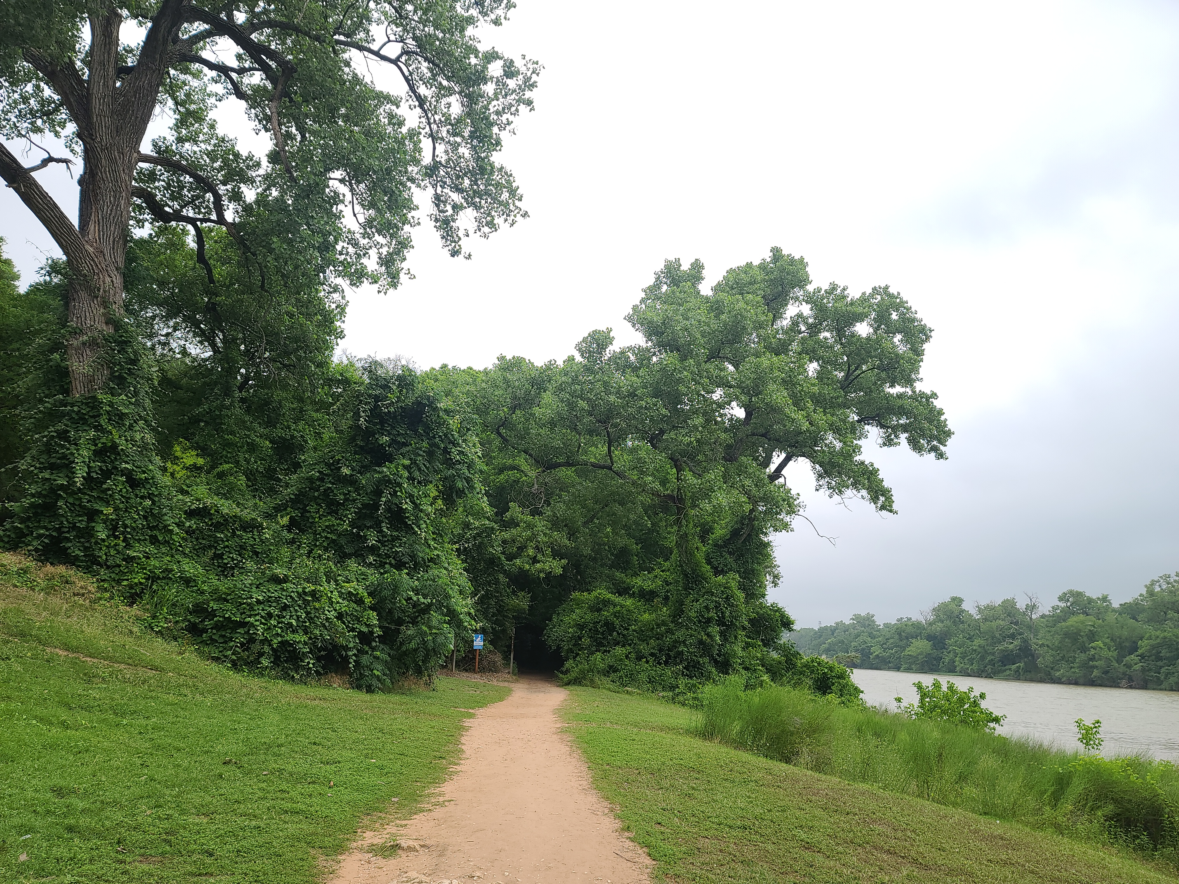 entrance of River Trail